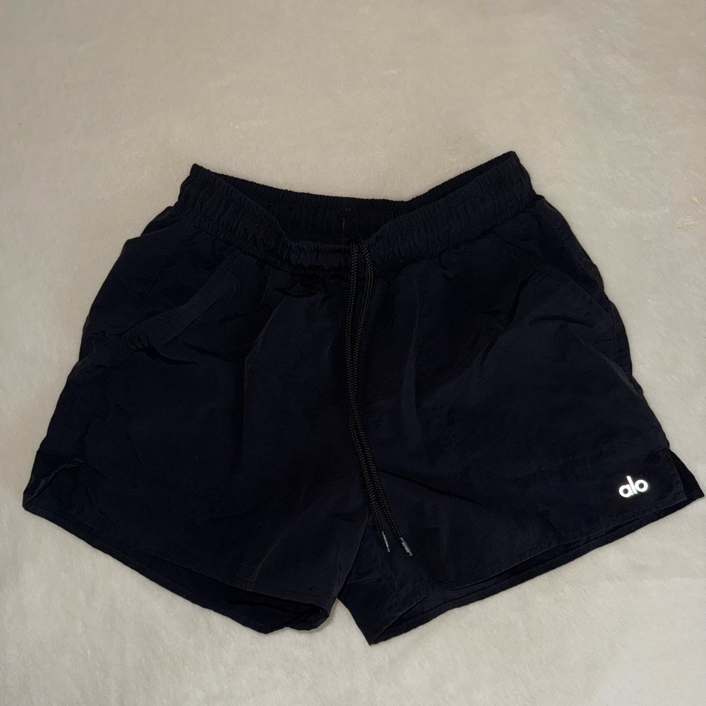 Alo Yoga Alumni Short